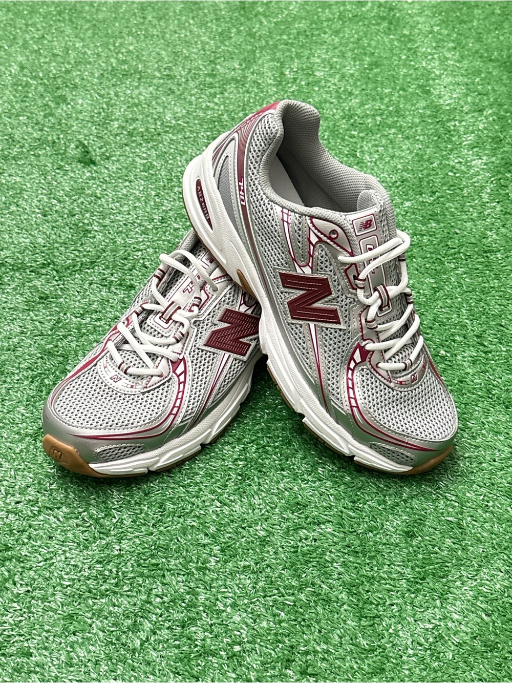 New Balance 740v2 “Monarch Wine” U740MS2 – Men’s Size 10 – Brand New